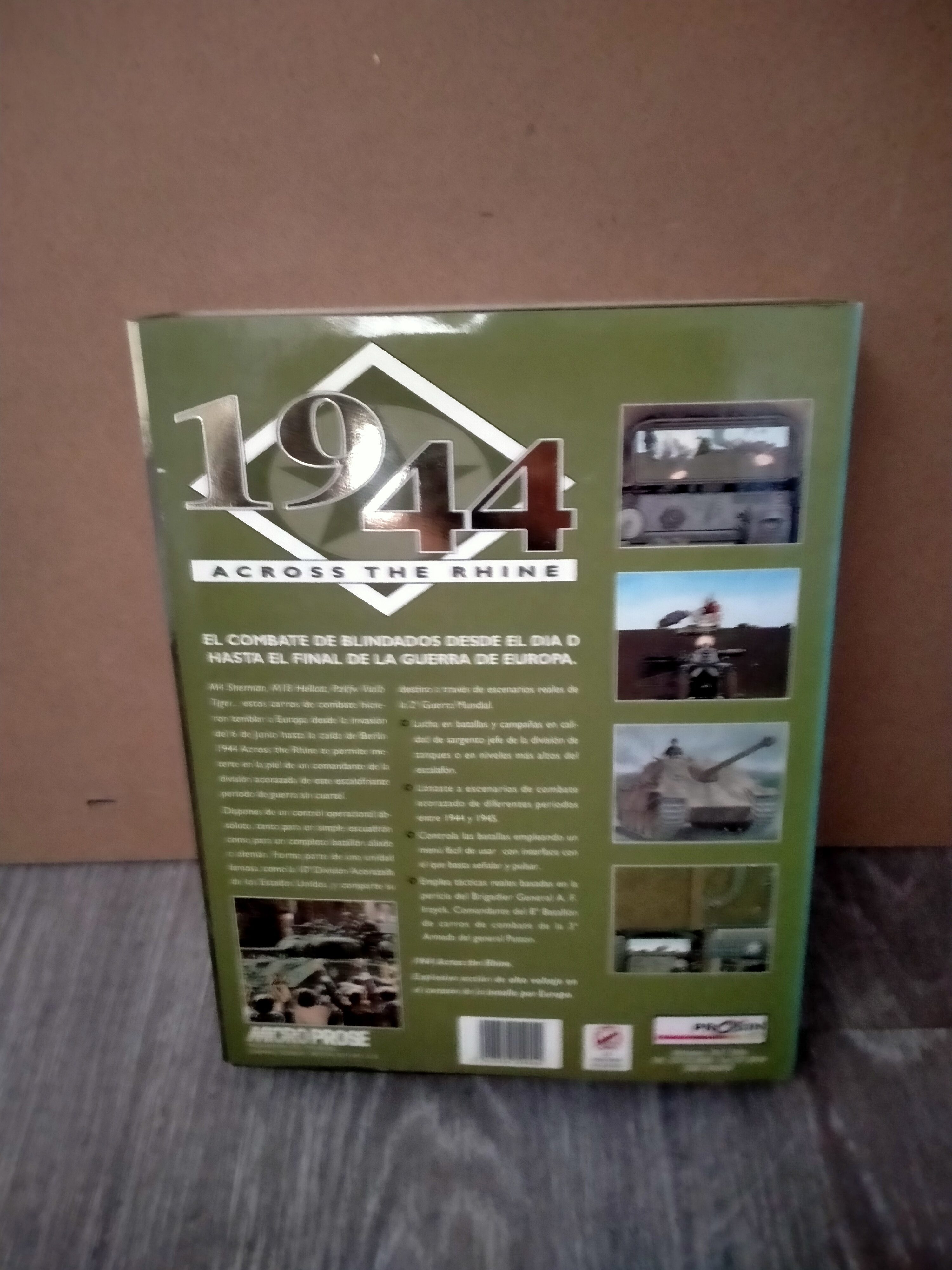 Imagen documental 2 de 1944: Across the Rhine, formato Big Box, para MS-DOS