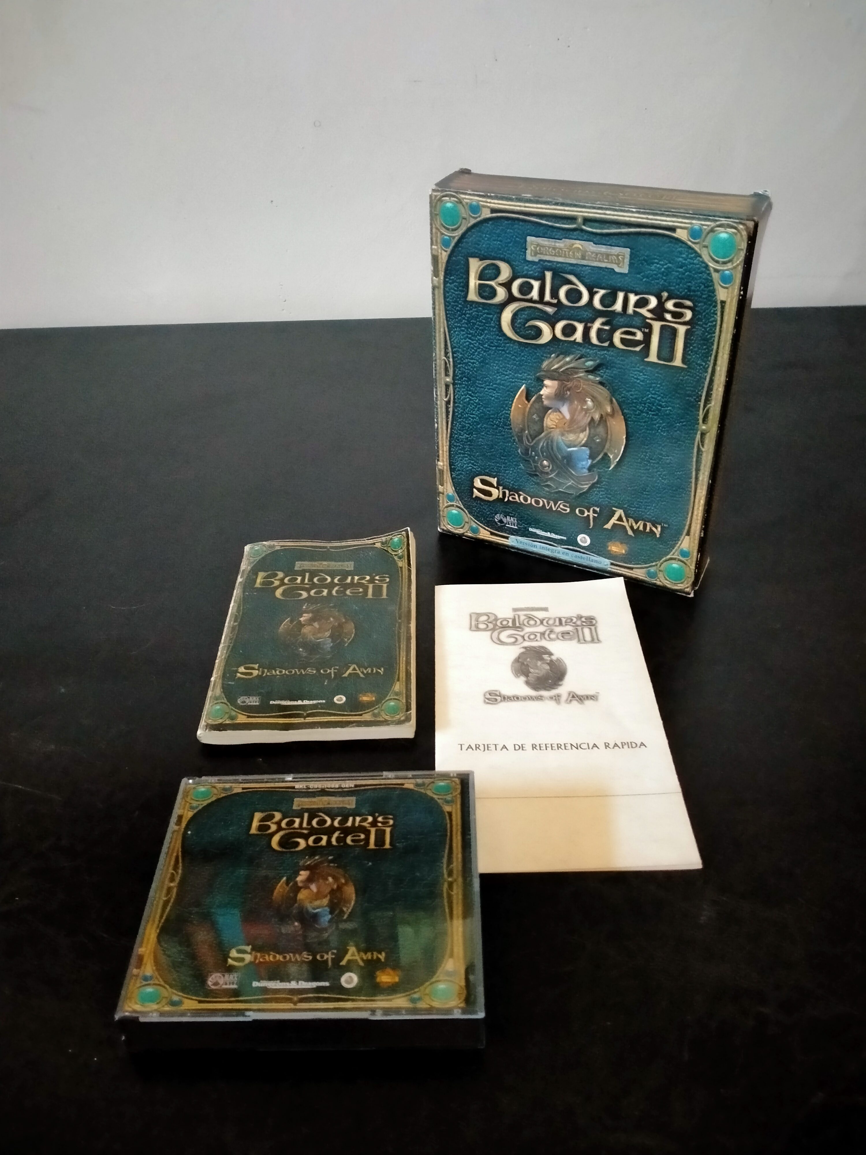 Imagen documental 3 de Baldur's Gate II: Shadows of Amn, formato Big Box, para Windows 95, Windows 98, Win2000