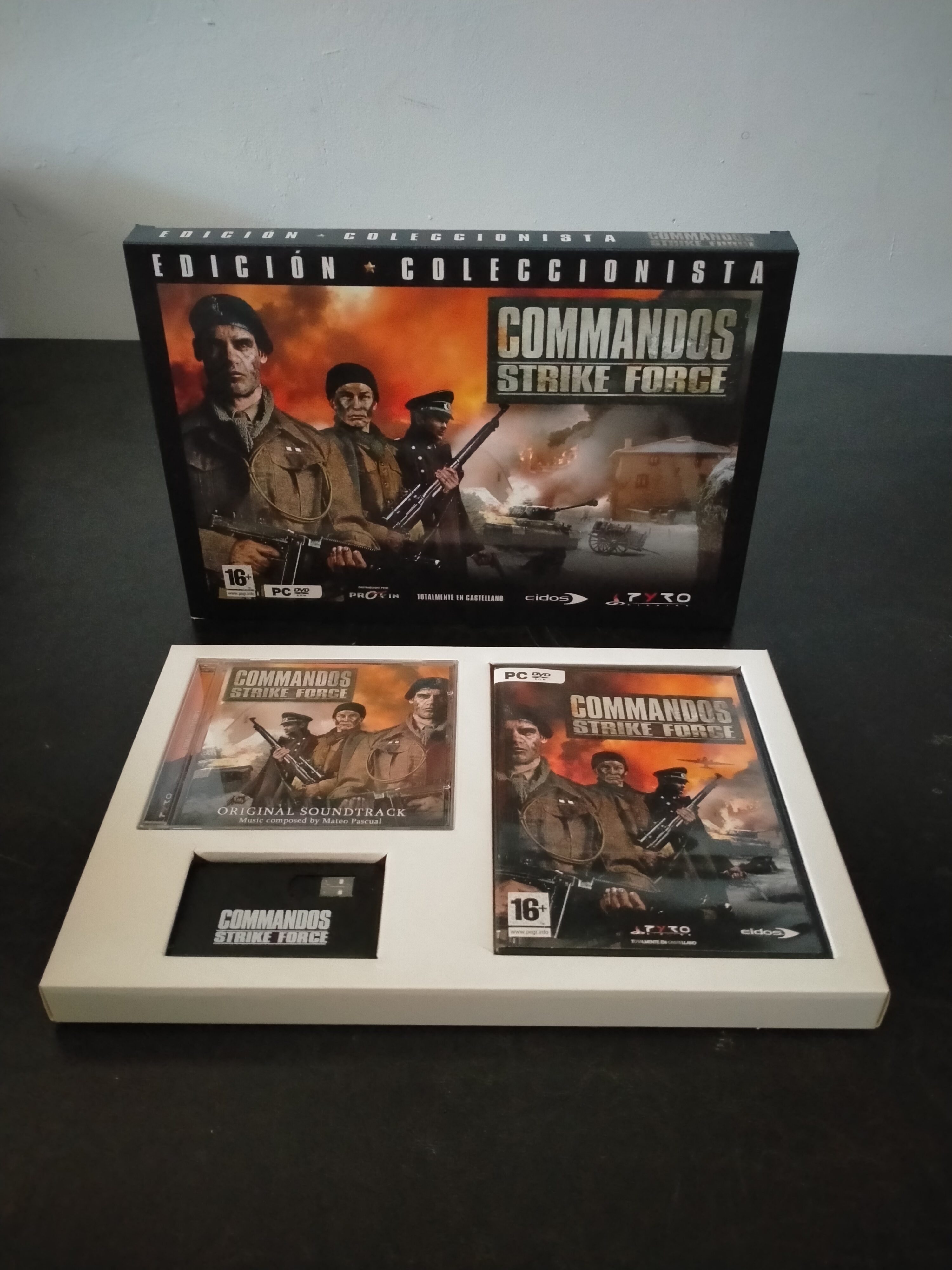 Imagen documental 3 de Commandos: Strike Force, formato Big Box, para Win2000, Windows XP