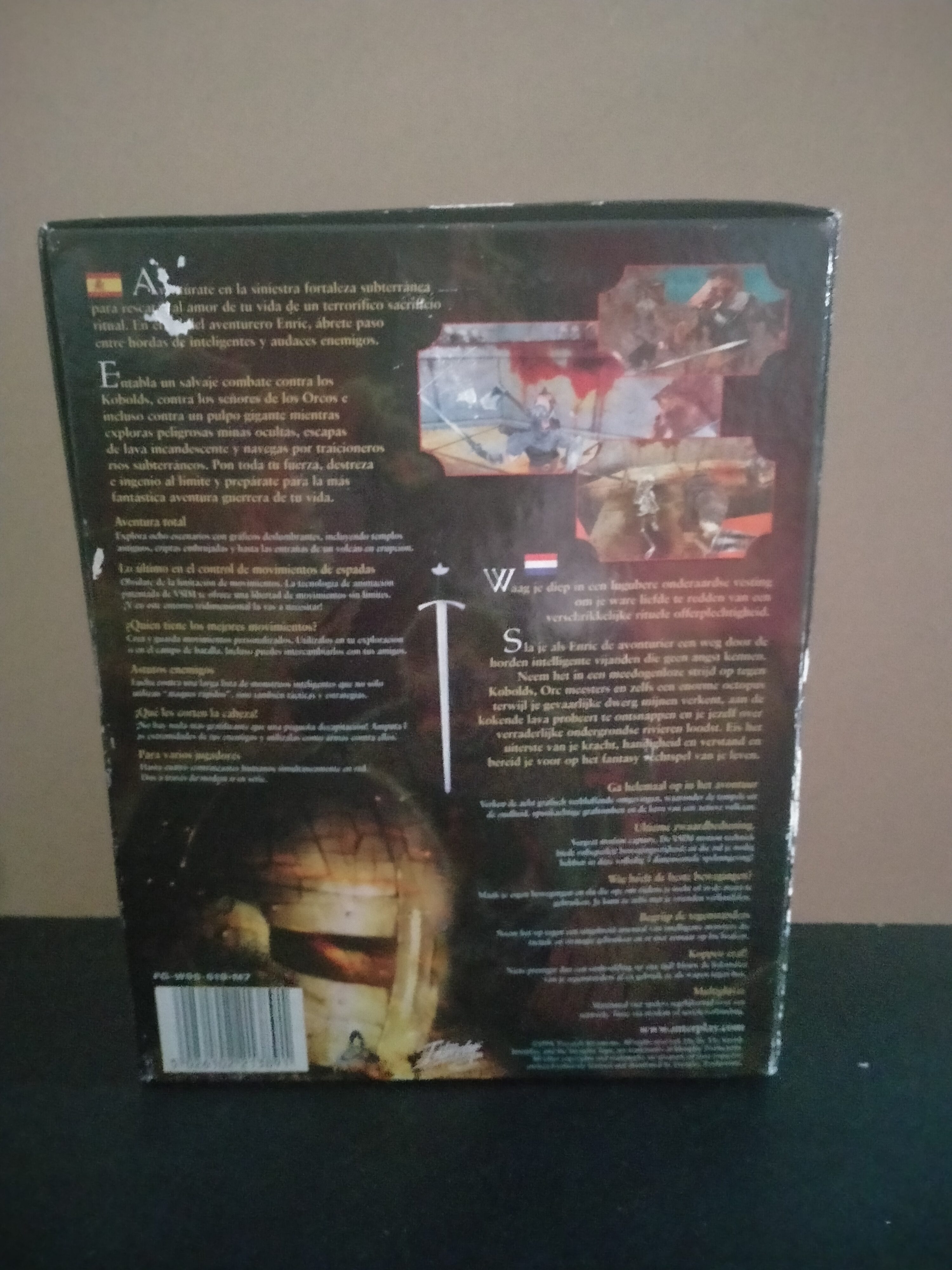 Imagen documental 2 de Die by the Sword, formato Big Box, para Windows 95, Windows 98, Windows Me