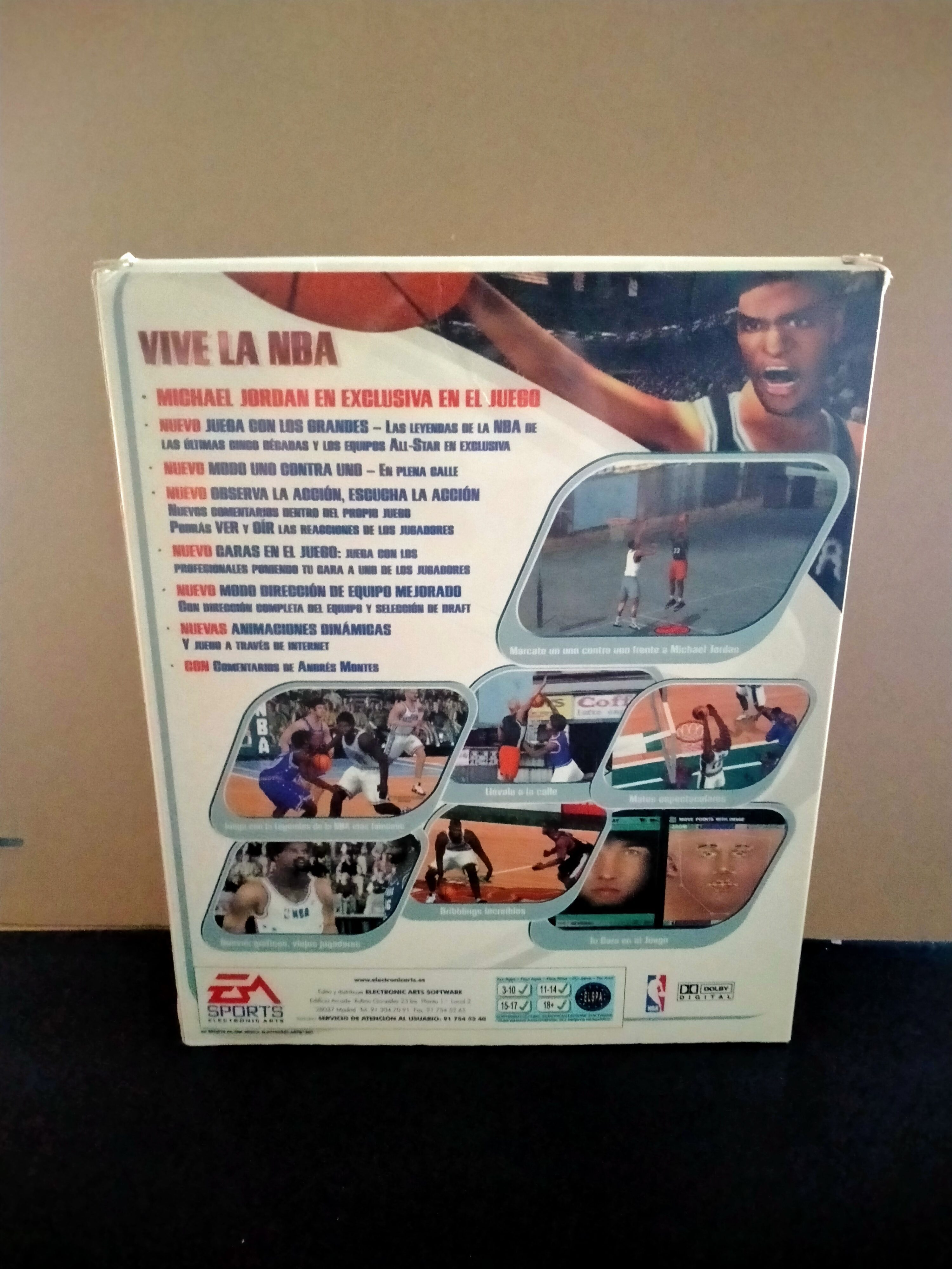 Imagen documental 2 de NBA Live 2000, formato Big Box, para Windows 95, Windows 98
