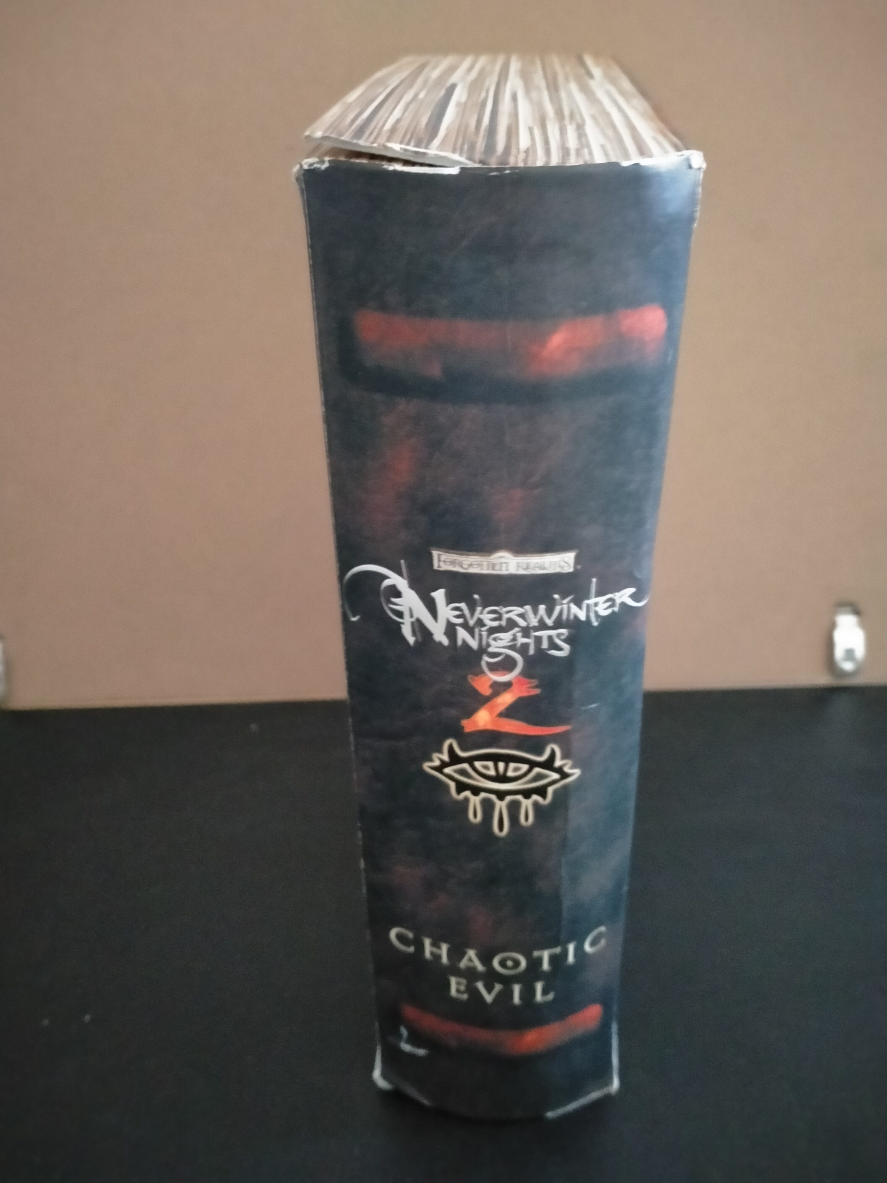 Imagen documental 3 de Neverwinter Nights 2: Chaotic Evil, formato Big Box, para Windows 95, Windows 98, Windows Me