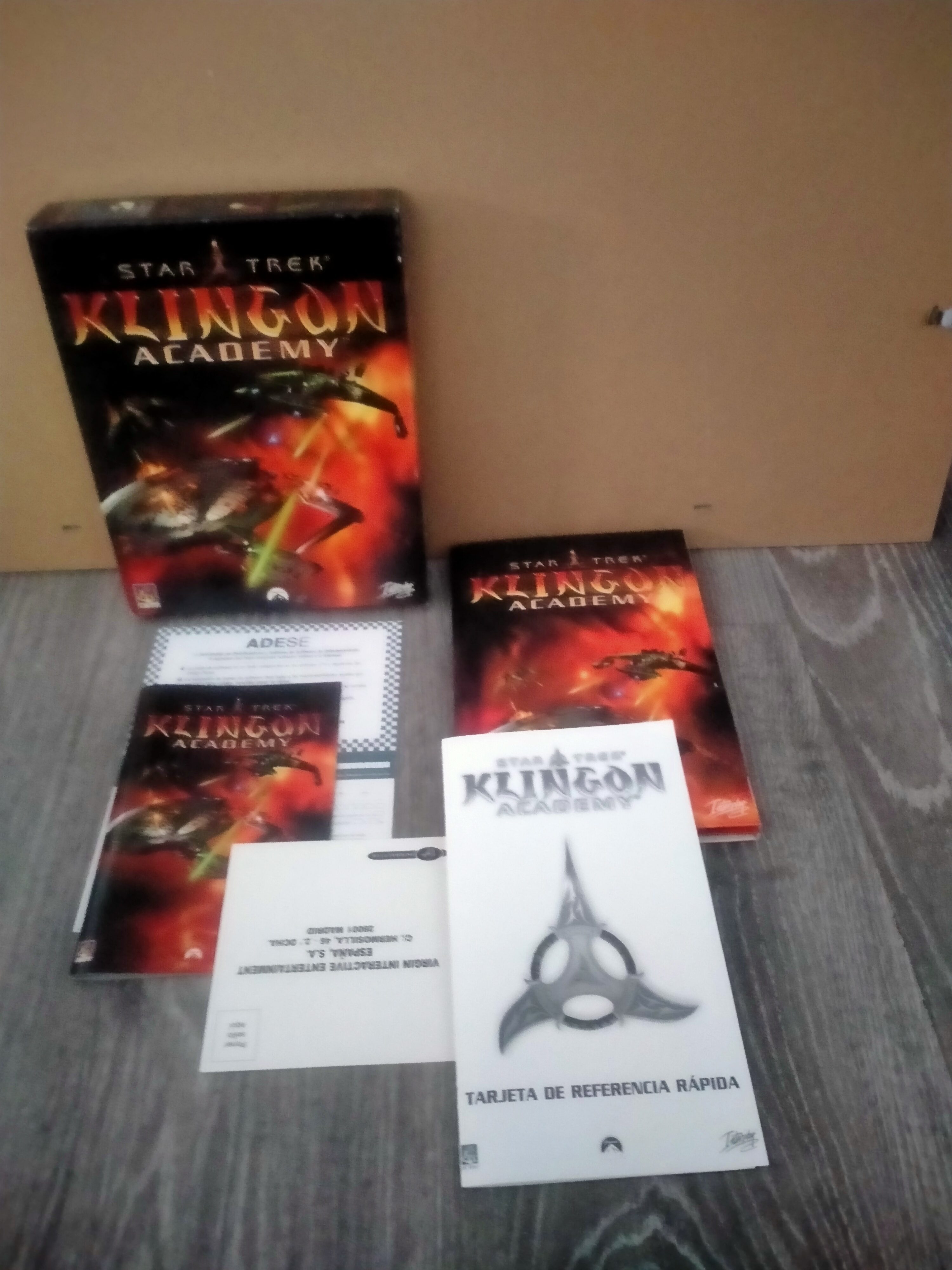 Imagen documental 3 de Star Trek: Klingon Academy, formato Big Box, para Windows 95, Windows 98