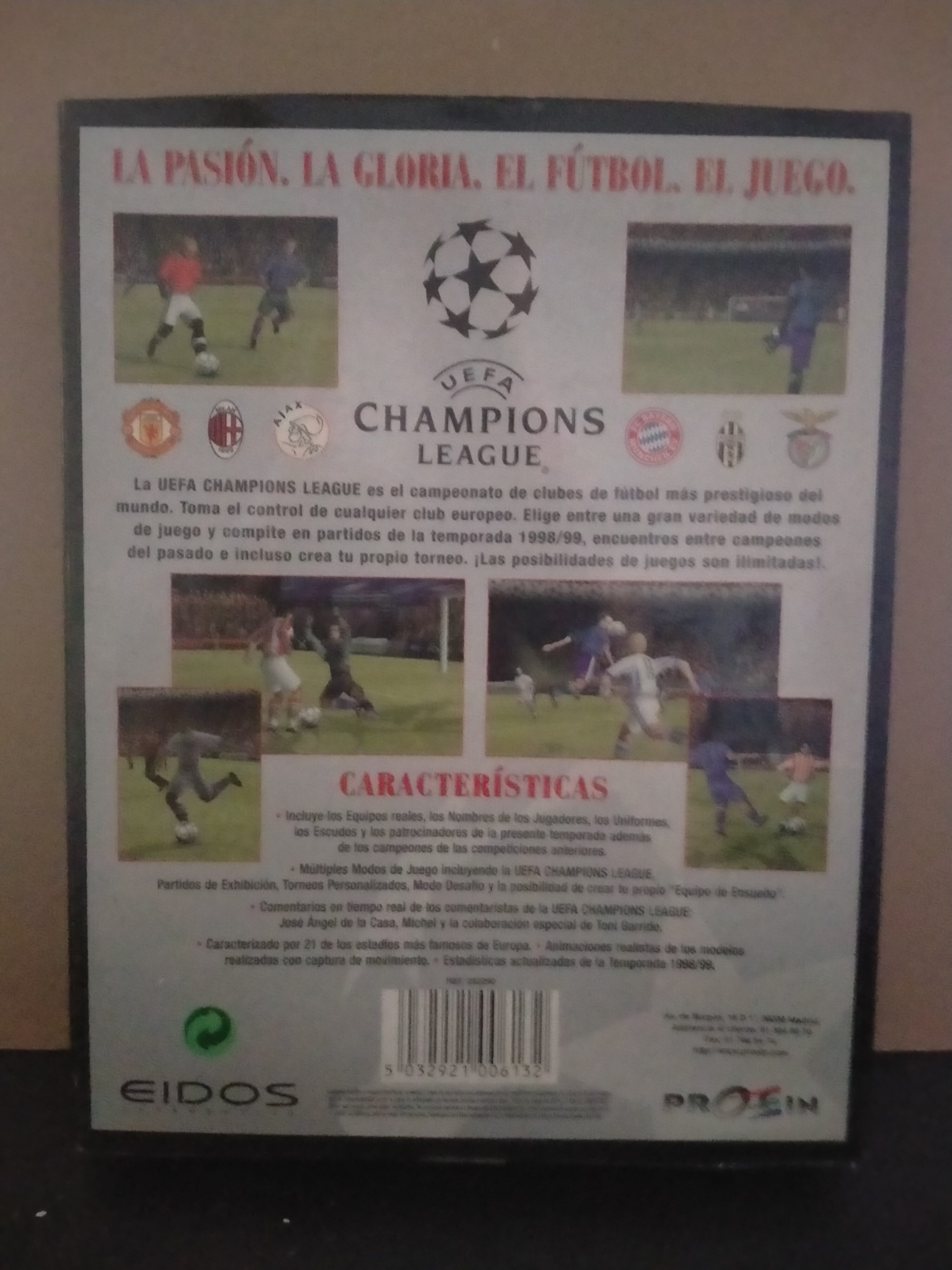 Imagen documental 2 de UEFA Champions League: Temporada 1998/99, formato Big Box, para Windows 95, Windows 98